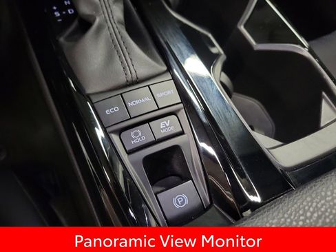 Used 2025 Toyota Camry XSE w/ Premium Plus Package AWD/4WD image 16