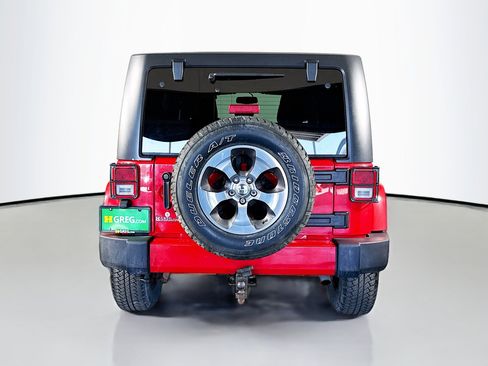 Used 2017 Jeep Wrangler Unlimited Sahara w/ Dual Top Group image 8