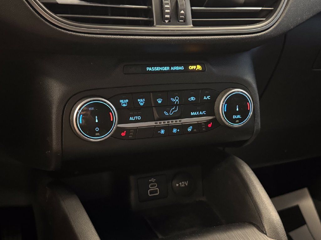 Used 2024 Ford Escape Active AWD/4WD image 15