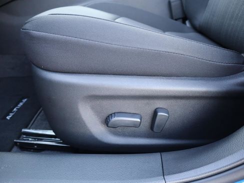 New 2025 Nissan Altima 2.5 SV image 15