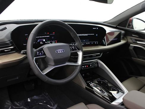 New 2025 Audi Q5 Prestige image 16
