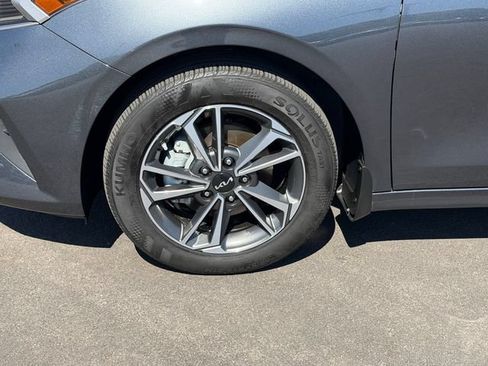Used 2023 Kia Forte LXS FWD image 27