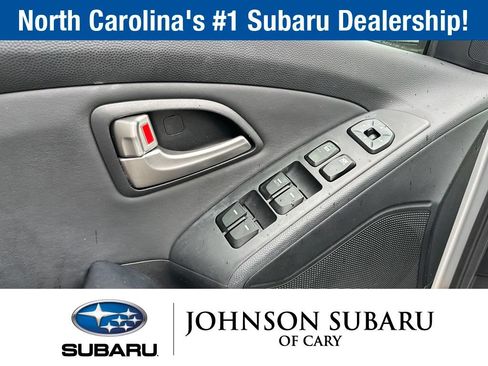 Used 2012 Hyundai Tucson GLS FWD image 16