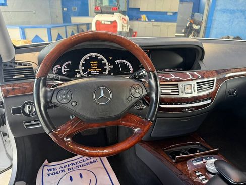 Used 2012 Mercedes-Benz S 550 4MATIC image 23