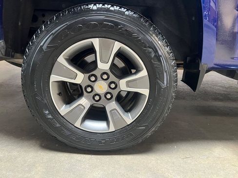 Used 2017 Chevrolet Colorado Z71 RWD image 16
