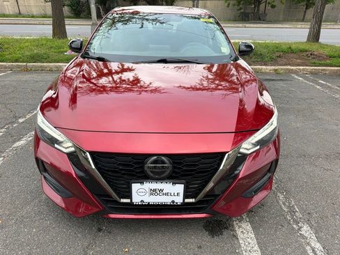 Used 2020 Nissan Sentra SR w/ Electronics Package FWD image 2