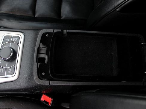 Used 2019 Jeep Grand Cherokee High Altitude image 24