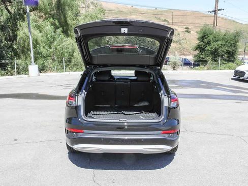 Used 2023 Audi Q4 e-tron Premium Plus w/ Premium Plus image 26