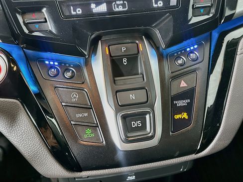 Used 2019 Honda Odyssey Elite image 24
