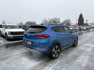 Used 2017 Hyundai Tucson Limited w/ Limited Ultimate Package 03 video 2