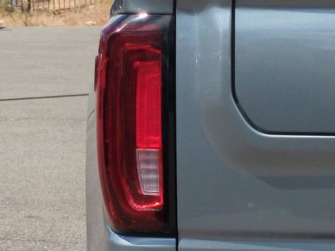 Used 2025 GMC Sierra 1500 Denali w/ Denali Carbonpro Edition AWD/4WD image 48