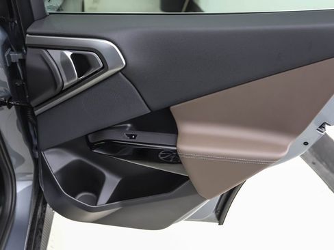 Used 2026 BMW X3 xDrive30 w/ Convenience Package image 24