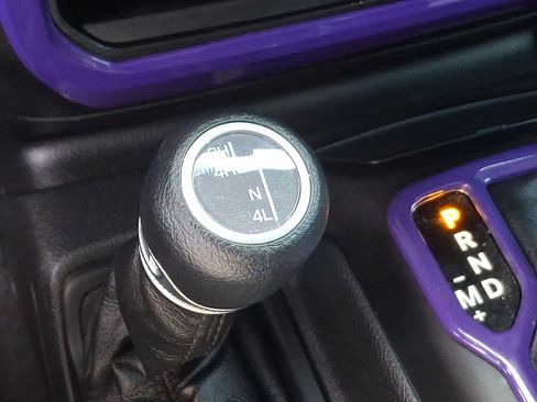 Used 2023 Jeep Gladiator Sport image 23