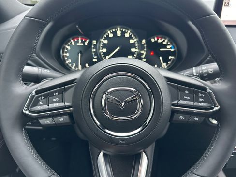 New 2025 MAZDA CX-5 Signature image 26