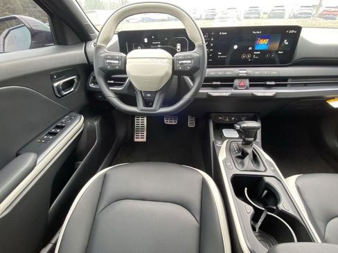 New 2025 Kia K4 GT-Line Turbo FWD image 11