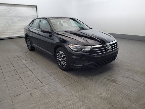 Used 2020 Volkswagen Jetta SE w/ SE Cold Weather Package FWD image 13