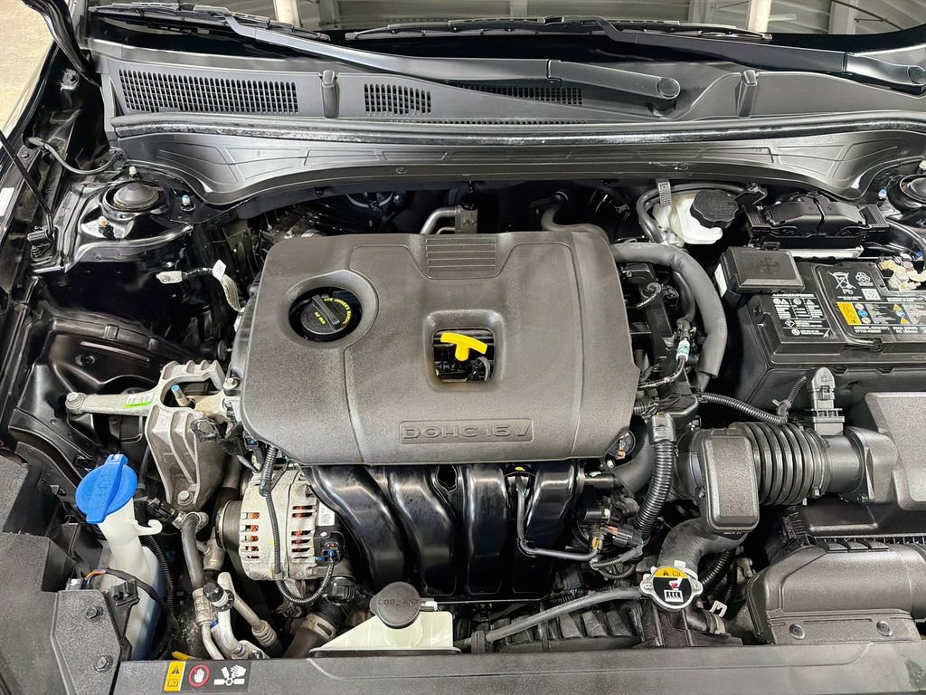Used 2023 Kia Forte LXS FWD image 28