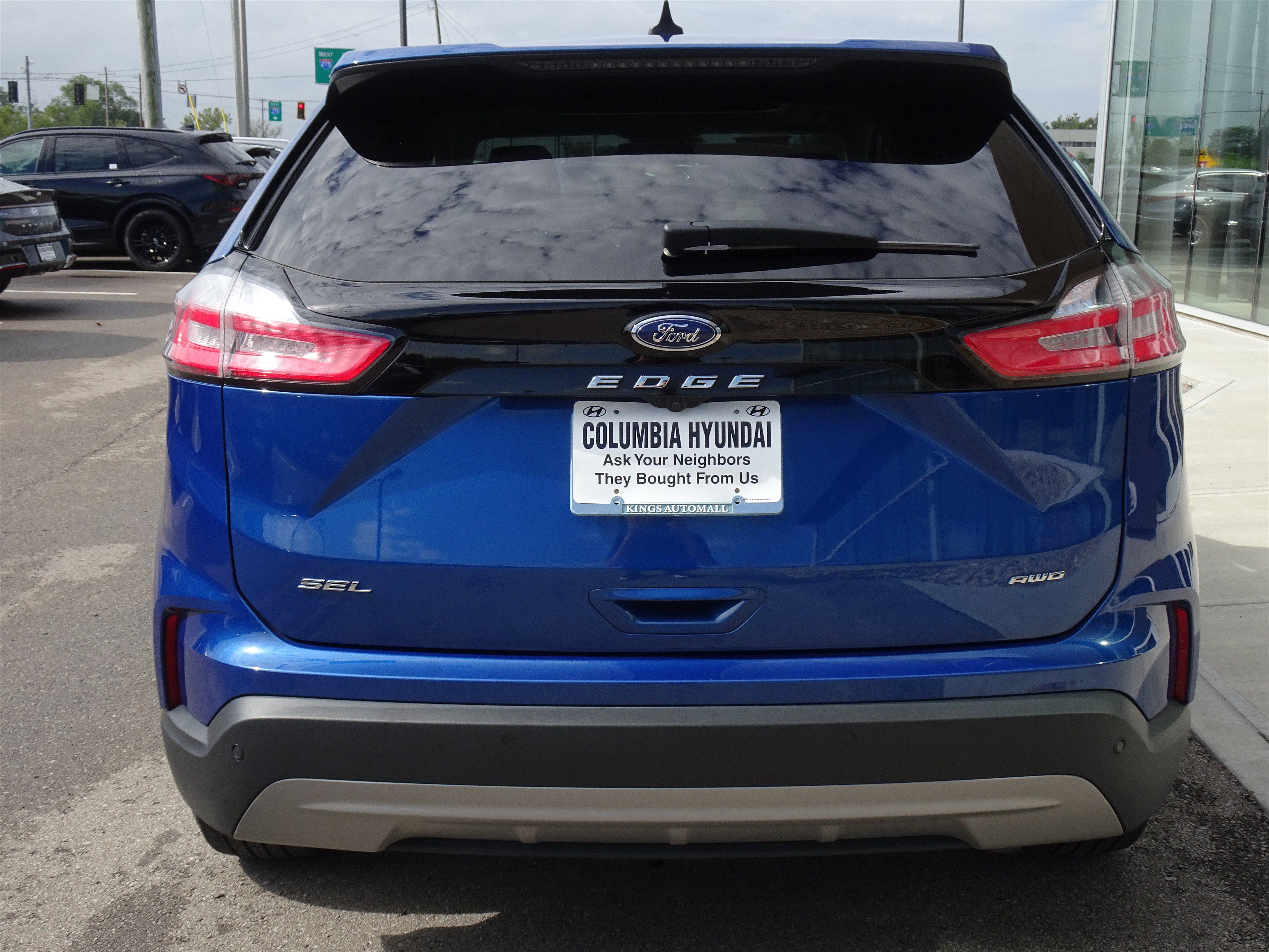 Used 2024 Ford Edge SEL w/ Convenience Package AWD/4WD image 4
