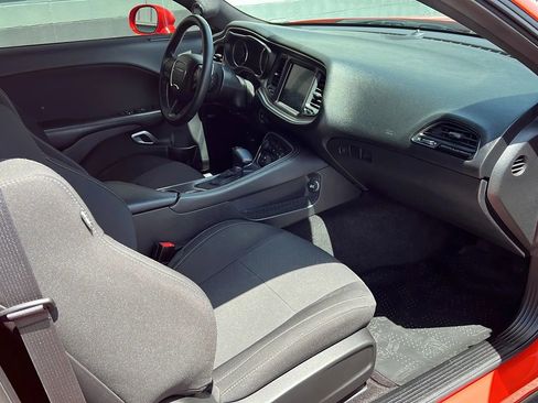 Used 2016 Dodge Challenger R/T Scat Pack image 19