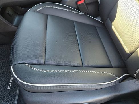 Used 2025 GMC Acadia Denali image 15