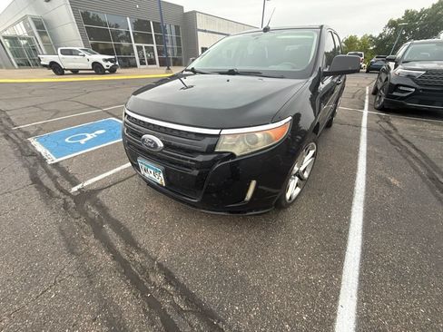 Used 2011 Ford Edge Sport w/ Driver Entry Pkg AWD/4WD image 4