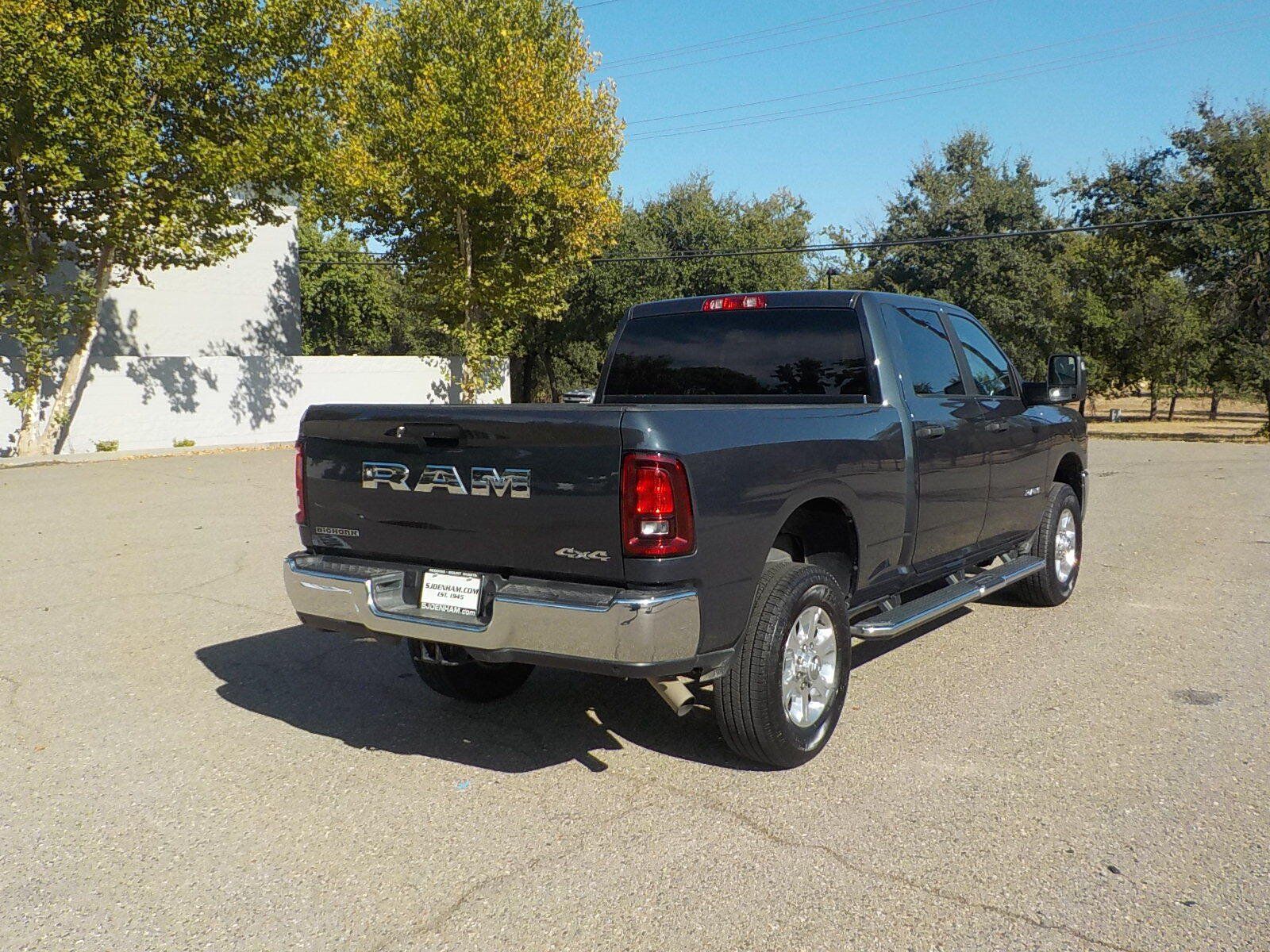 Used 2026 RAM 2500 Big Horn AWD/4WD image 8
