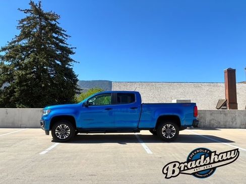 Used 2021 Chevrolet Colorado Z71 w/ Safety Package AWD/4WD image 4