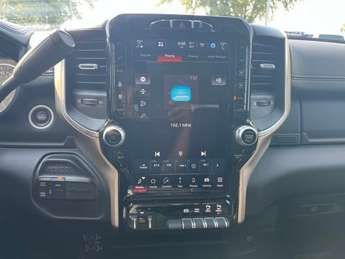 Certified 2023 RAM 2500 Laramie AWD/4WD image 11