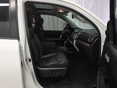 Used 2019 Toyota Tundra Limited w/ Limited Premium Package AWD/4WD image 6