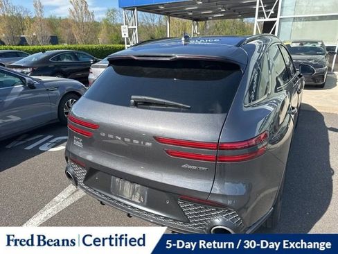 Used 2023 Genesis GV70 3.5T Sport w/ Sport Prestige Package image 9
