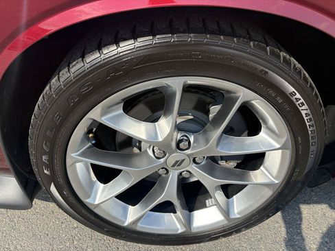 Used 2019 Dodge Challenger R/T w/ Plus Package RWD image 9