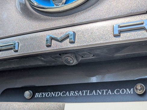 Used 2018 Toyota Camry SE FWD image 4