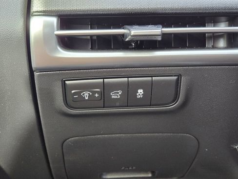 Used 2025 Hyundai Tucson SEL FWD image 24