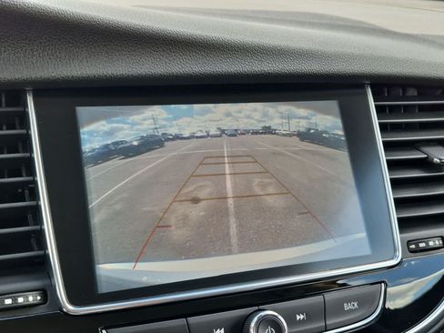 Used 2018 Buick Encore Essence FWD image 29
