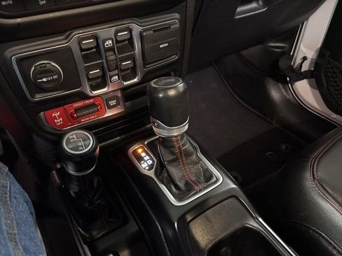 Used 2020 Jeep Wrangler Unlimited Rubicon AWD/4WD image 19