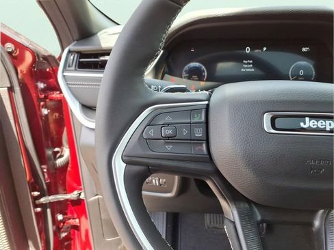 New 2026 Jeep Grand Cherokee Laredo X AWD/4WD image 20