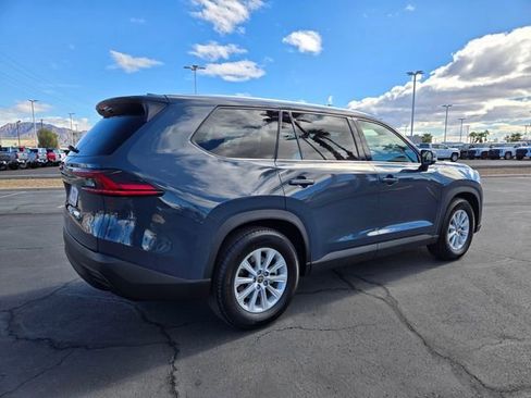 Certified 2025 Toyota Grand Highlander AWD image 4