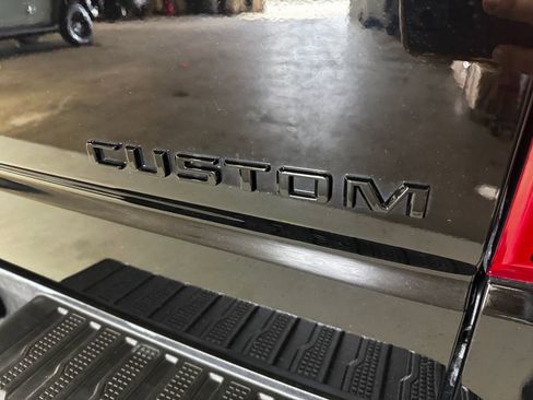Used 2021 Chevrolet Silverado 1500 Custom Trail Boss AWD/4WD image 29