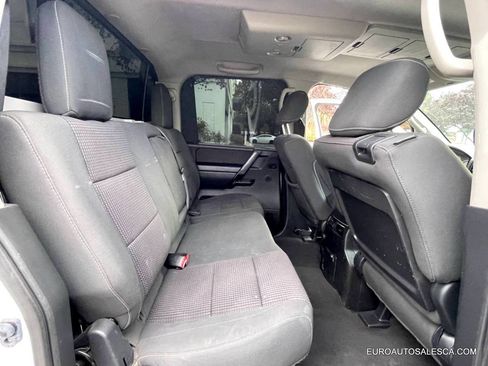Used 2014 Nissan Titan PRO-4X image 29