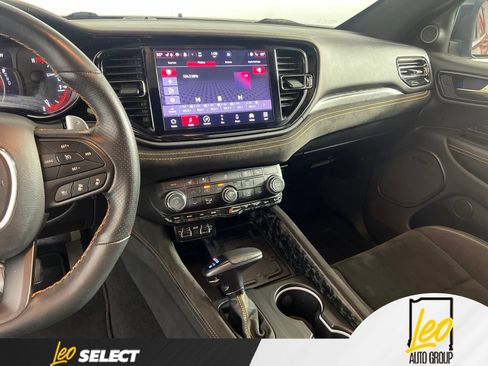 Used 2023 Dodge Durango R/T w/ Hemi Orange Plus Package AWD/4WD image 28