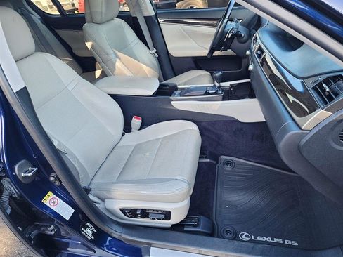 Used 2013 Lexus GS 350 AWD w/ Luxury Pkg w/Cold Weather Pkg image 19