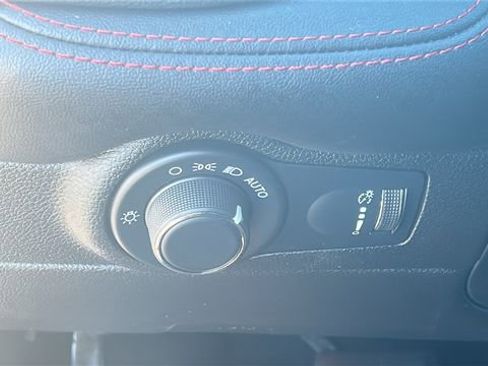 Used 2024 Dodge Durango GT image 23