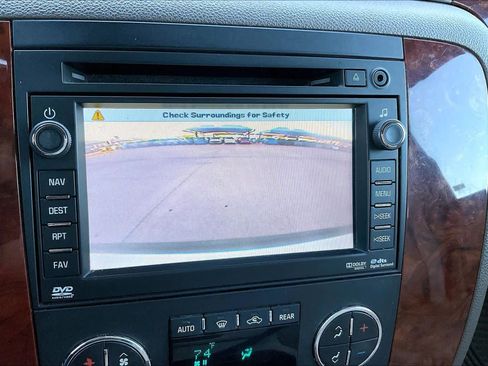 Used 2011 Chevrolet Tahoe LTZ image 26