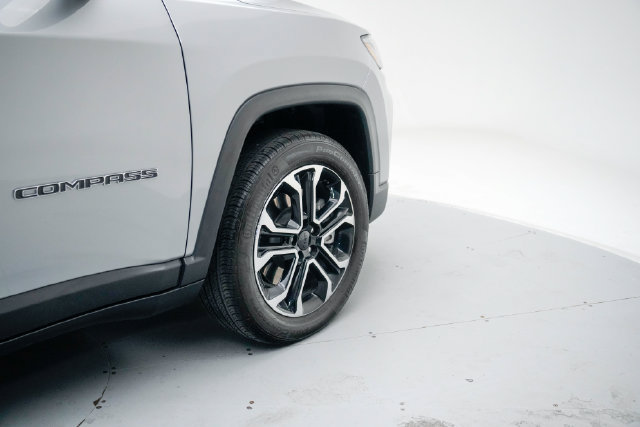 Used 2023 Jeep Compass Limited AWD/4WD image 20