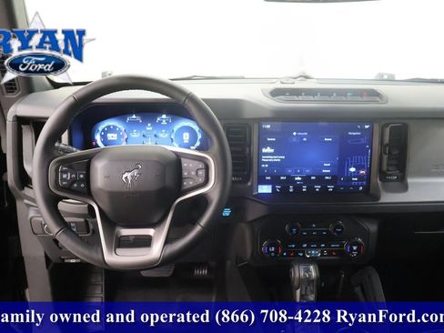 New 2025 Ford Bronco Badlands AWD/4WD image 17