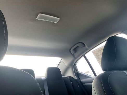 Used 2024 Nissan Sentra SV image 24