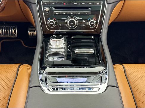 Used 2014 Jaguar XJ L Supercharged image 12