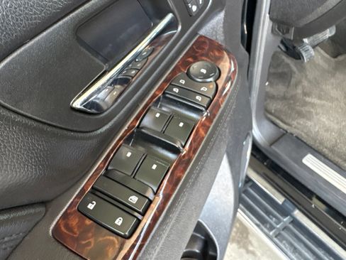 Used 2011 GMC Sierra 1500 Denali RWD image 11