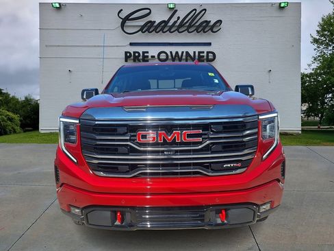 Used 2024 GMC Sierra 1500 AT4 w/ Technology Package image 8