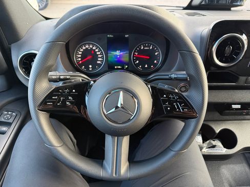 New 2026 Mercedes-Benz Sprinter 2500 image 9